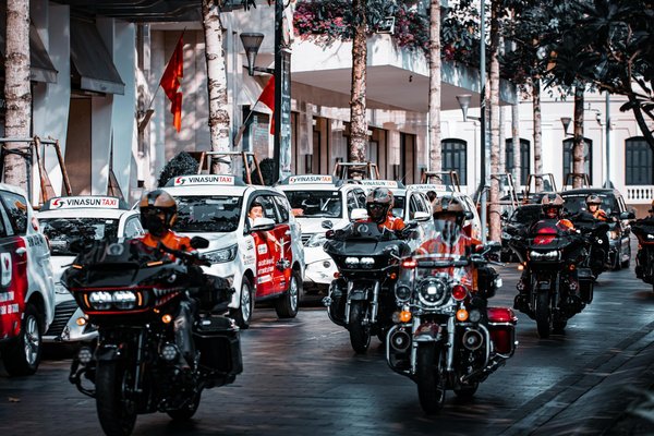 Acheter et vendre une auto usagée : conseils pratiques et sûrs